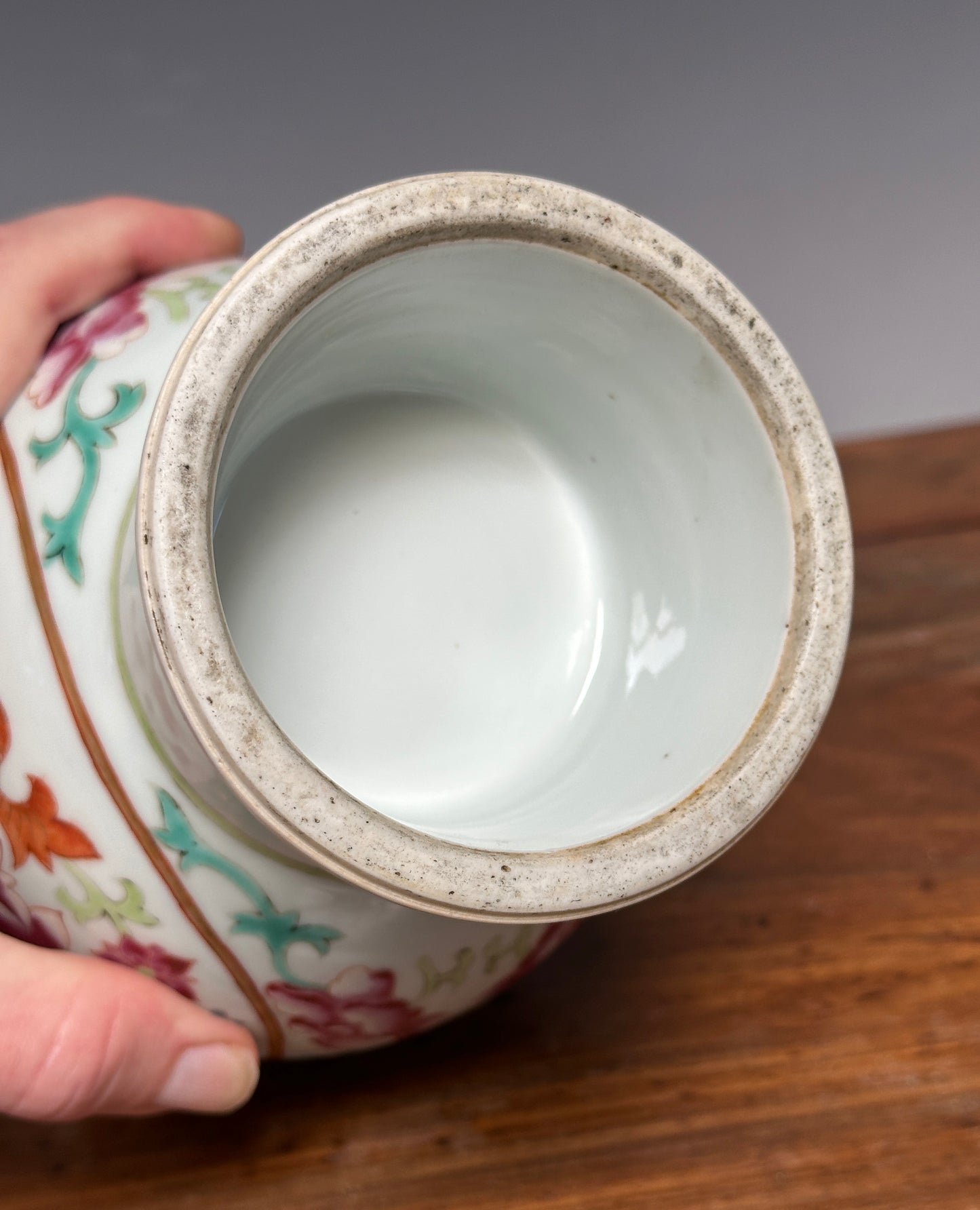 Antique Chinese Porcelain Vase Famille Rose Qing 18th 19th Century