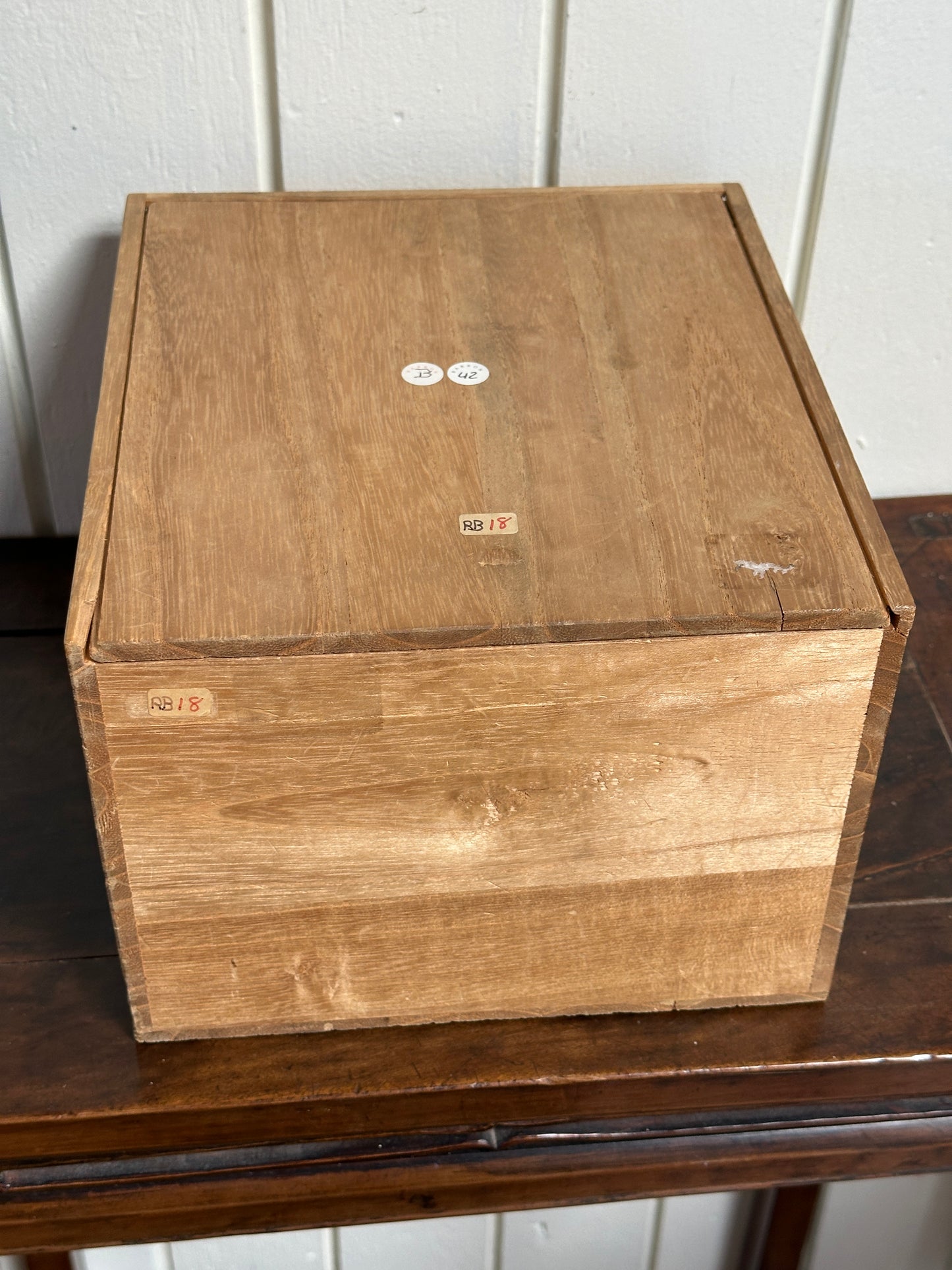 SOLD Important Antique Chinese Russet-Striped Ceramic Bowl Jin Dynasty EX-CHRISTIE’S 重要古董中国金代赤褐色条纹陶瓷碗,佳士得拍卖行