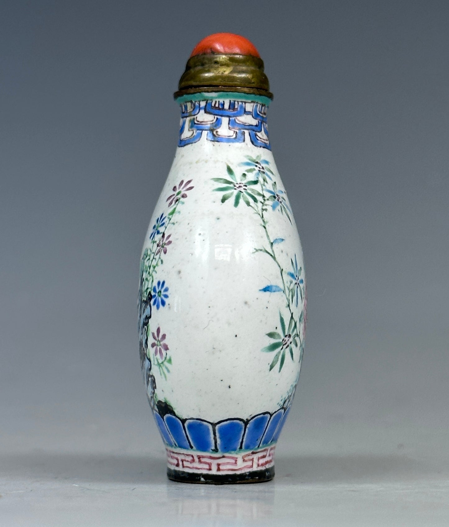 SOLD Antique Chinese Canton Enamel Cricket Snuff Bottle Qianlong Mark and Period V&A Museum 18th century