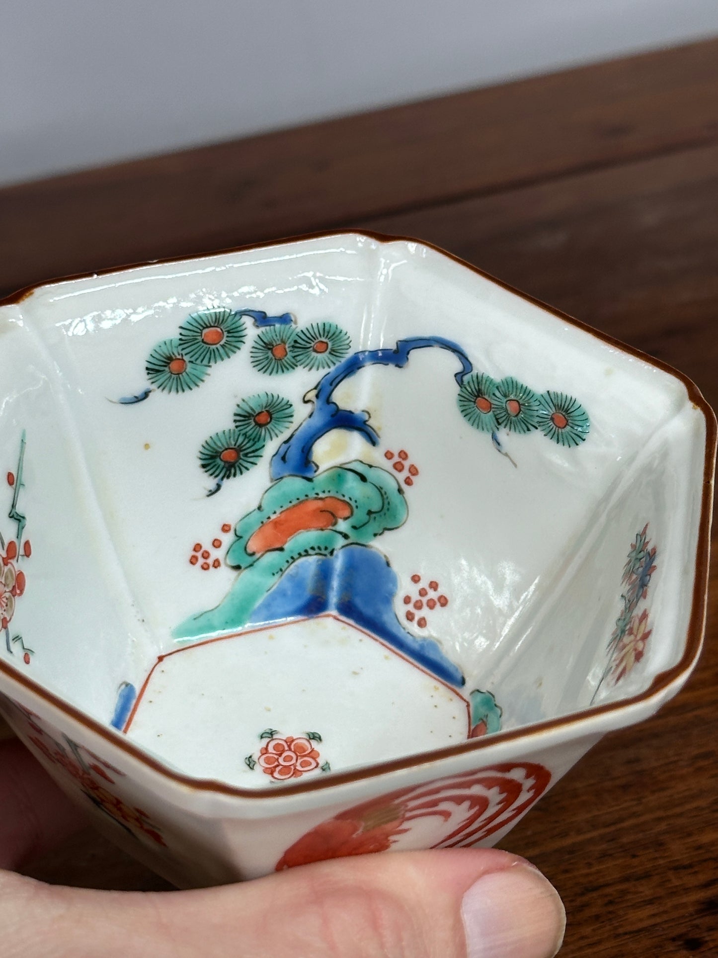 Antique Japanese Pair Kakiemon Porcelain Hexagonal Bowls Edo 17th c Imari Arita