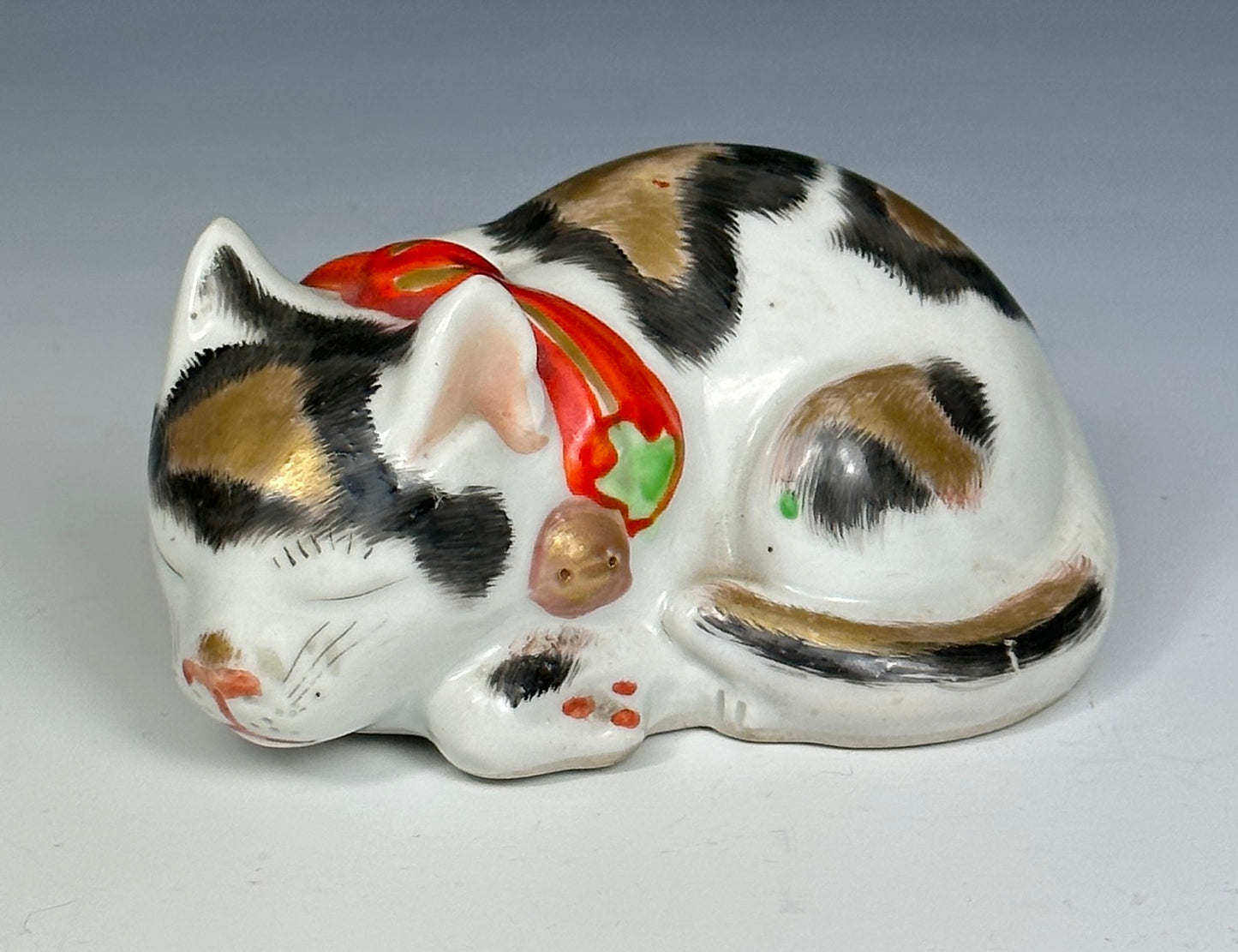 Antique Japanese Porcelain Maneki Neko Sleeping Cat Kutani Seto Meiji 19th