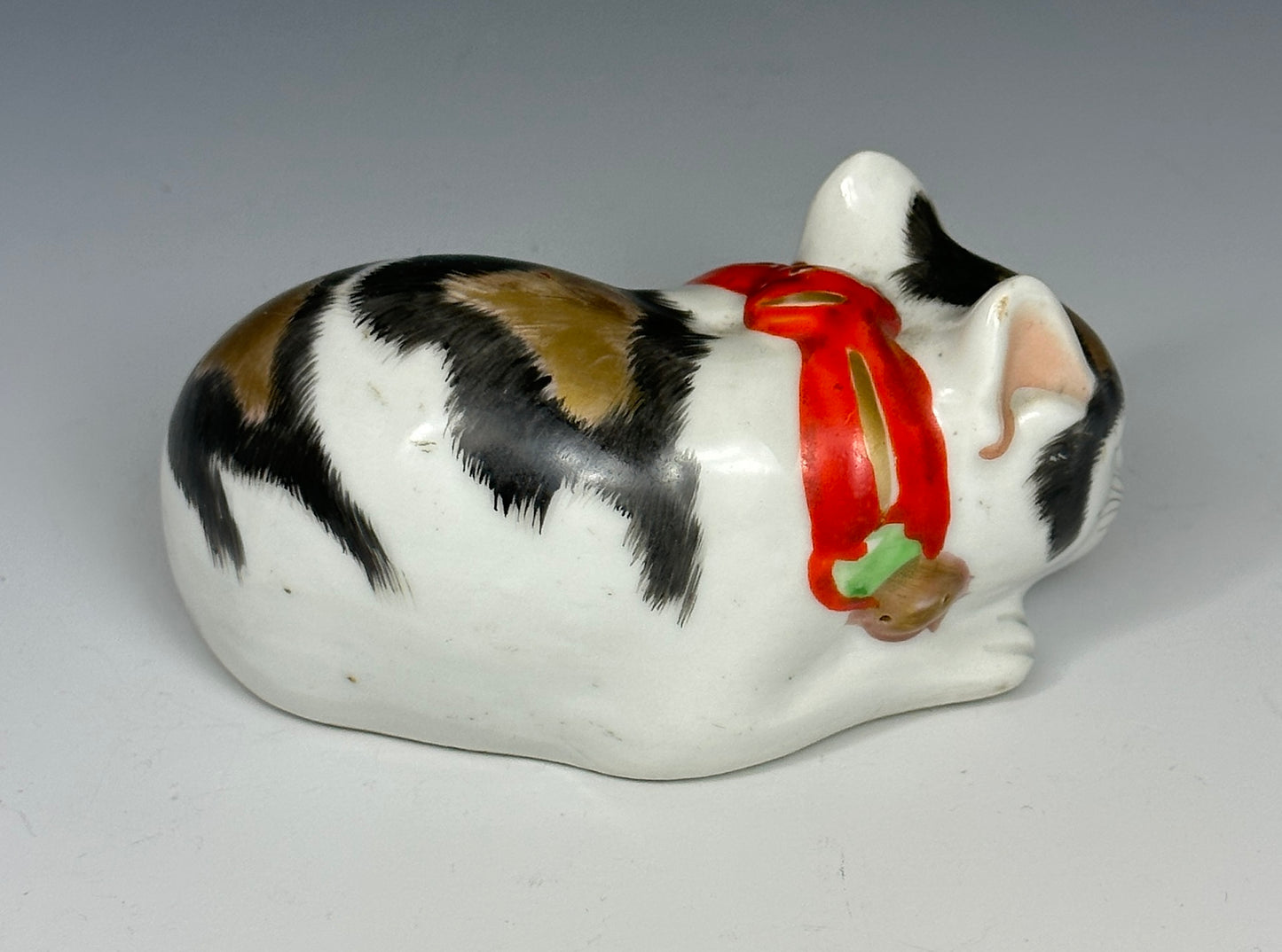 Antique Japanese Porcelain Maneki Neko Sleeping Cat Kutani Seto Meiji 19th